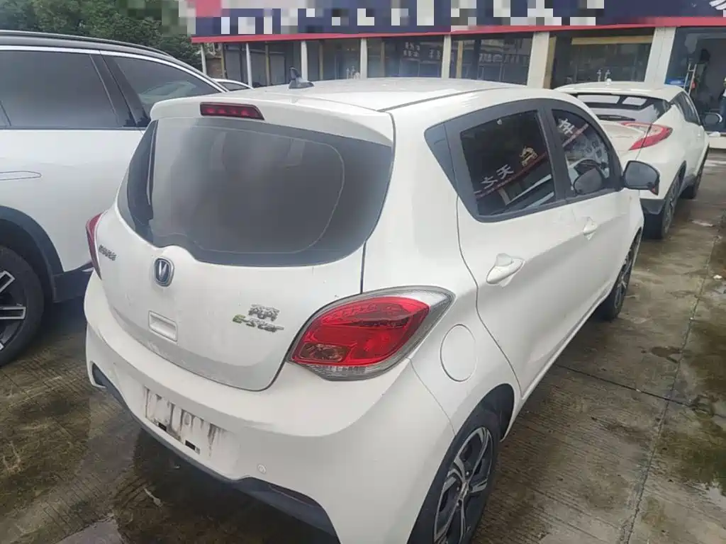 Changan Benben E-Star — миниатюра 7