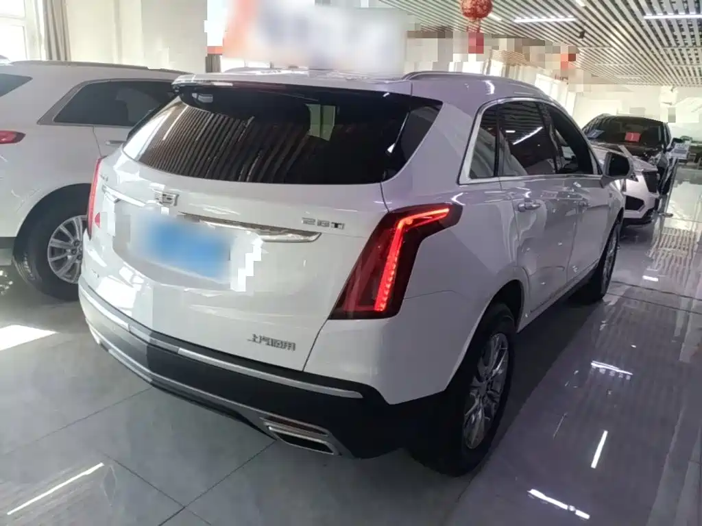 Cadillac XT5 — миниатюра 7