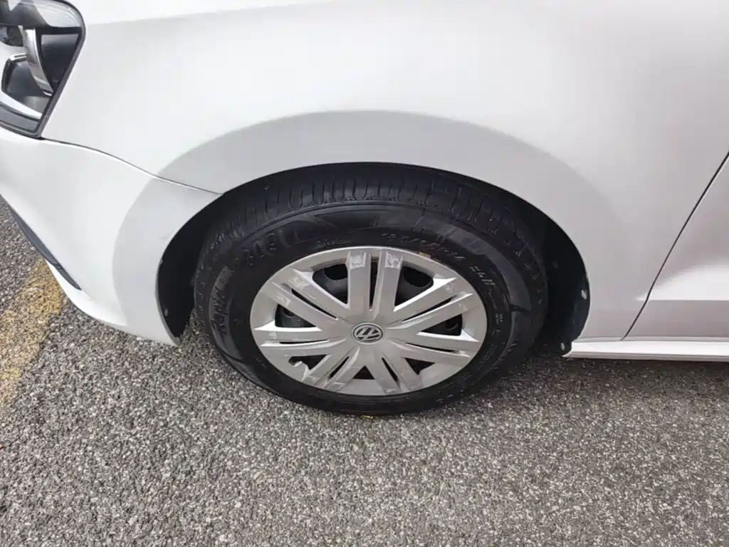 Volkswagen Polo — миниатюра 21