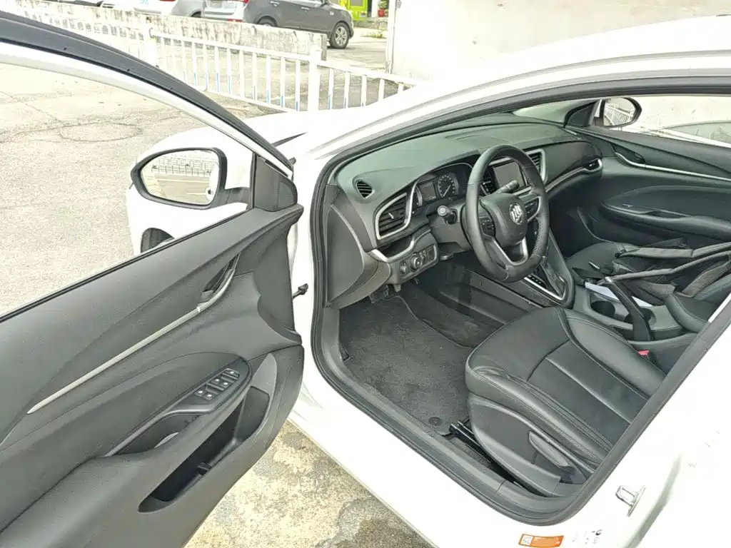Buick Excelle — миниатюра 16