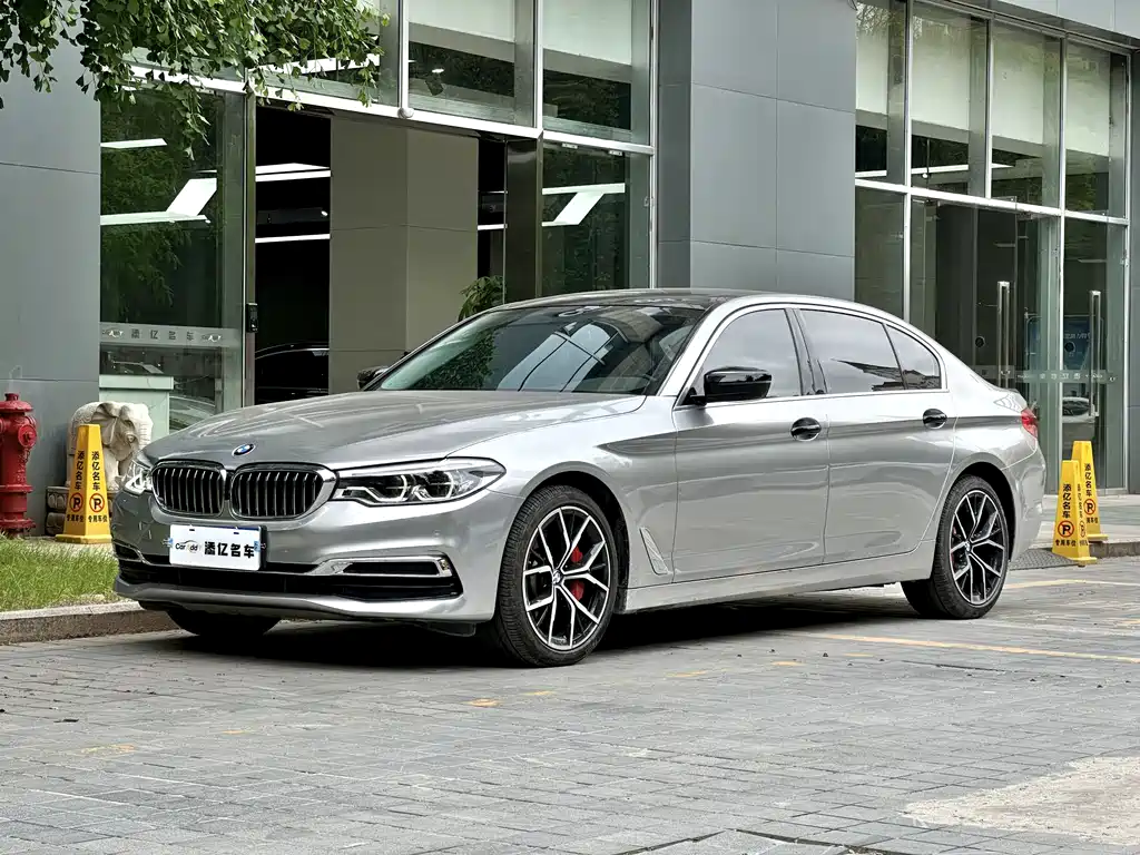 BMW 5 Series 2020