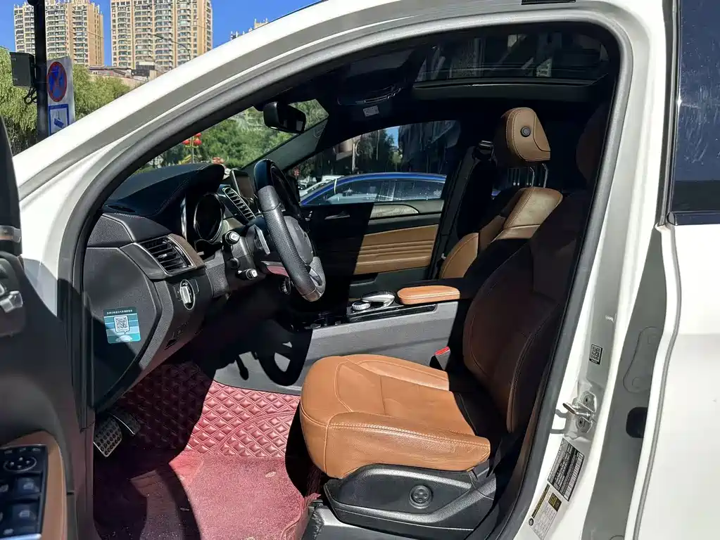 Mercedes-Benz GLE AMG — миниатюра 9