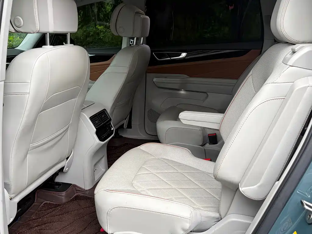 Volkswagen Teramont — миниатюра 9