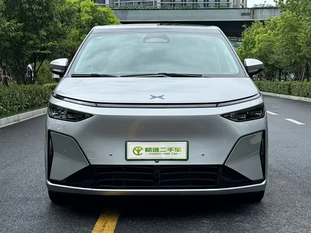 XPeng X9 - фото 2