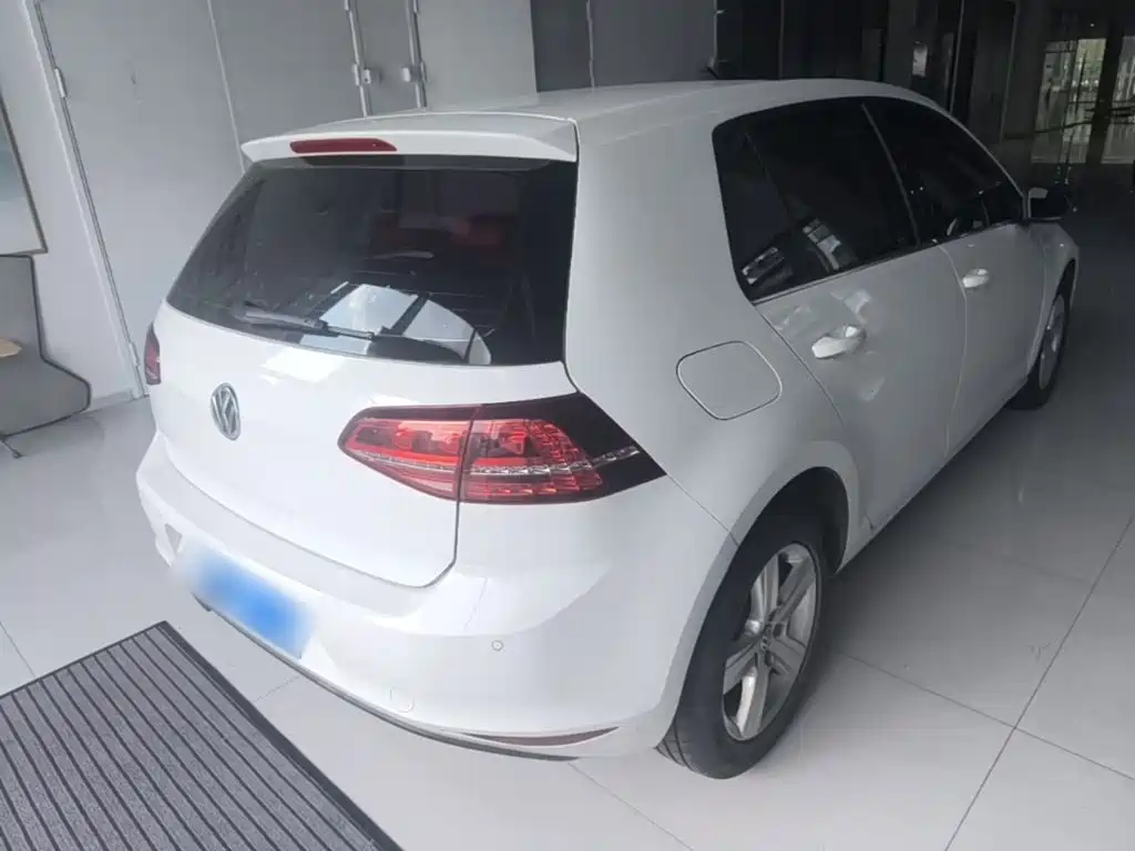 Volkswagen Golf — миниатюра 7