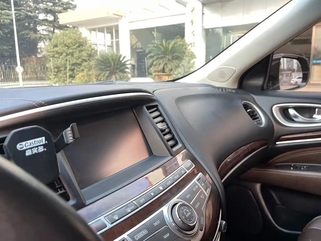 Infiniti QX60 (Import) — миниатюра 8