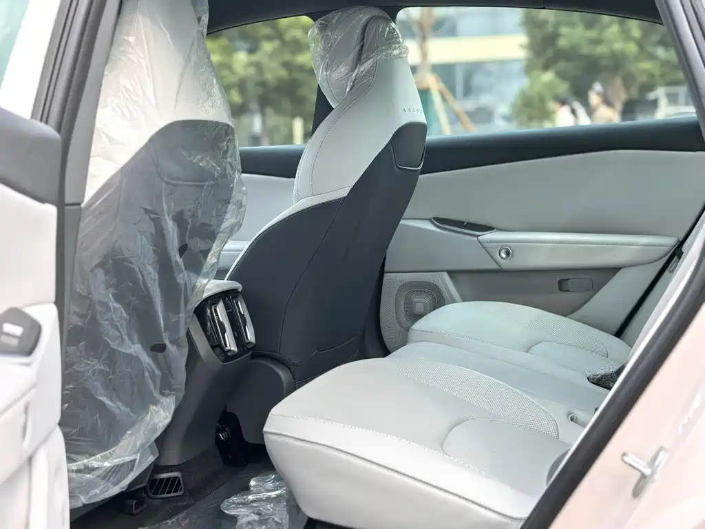 ARCFOX EXTREME FOX POLAR FOX ALPHA S5