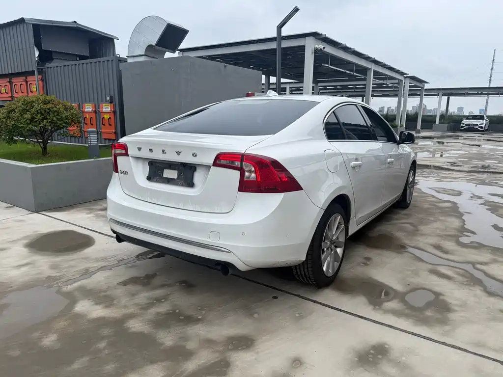 Volvo S60 2017 S60L T4