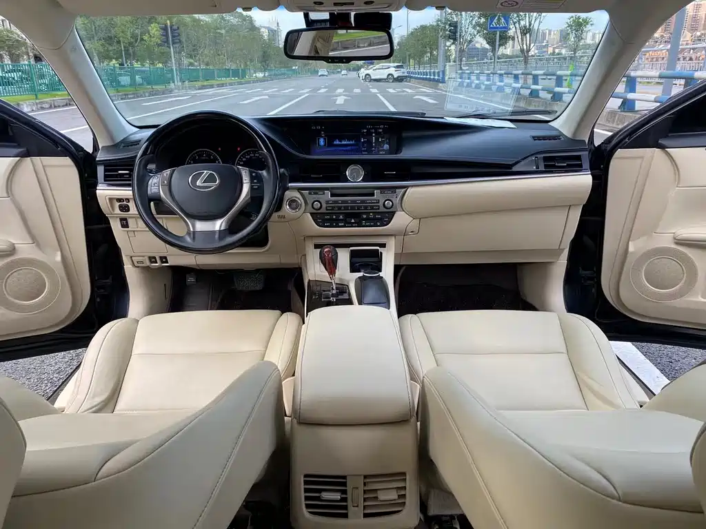 Lexus ES 2014 250 Elite