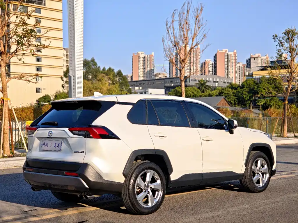 TOYOTA RAV4 RONGFANG