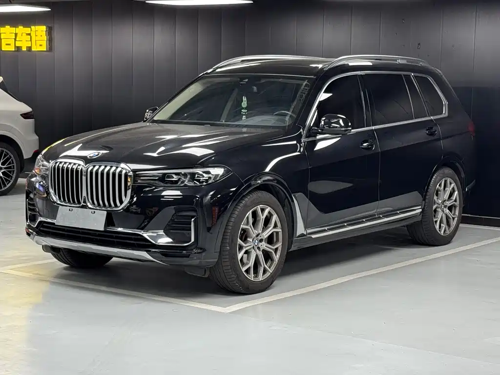 BMW X7 2022