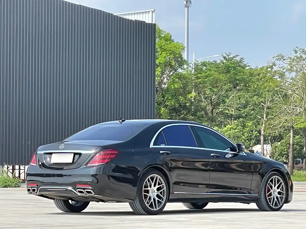Mercedes-Benz S-Class — миниатюра 6