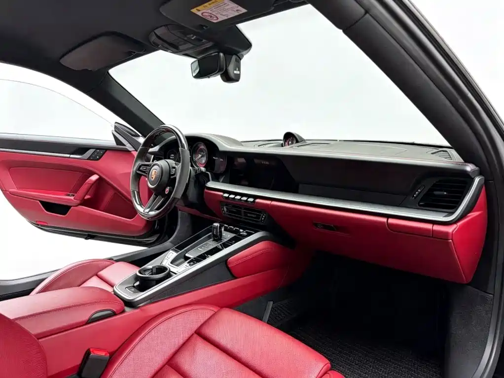 Porsche 911 2023 Carrera 3.0T