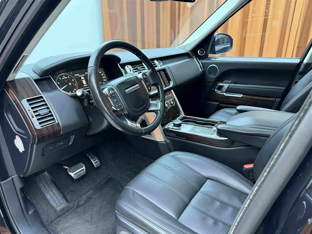 Land Rover Range Rover 2016 3.0 SC V6 Vogue SE Long Wheelbase