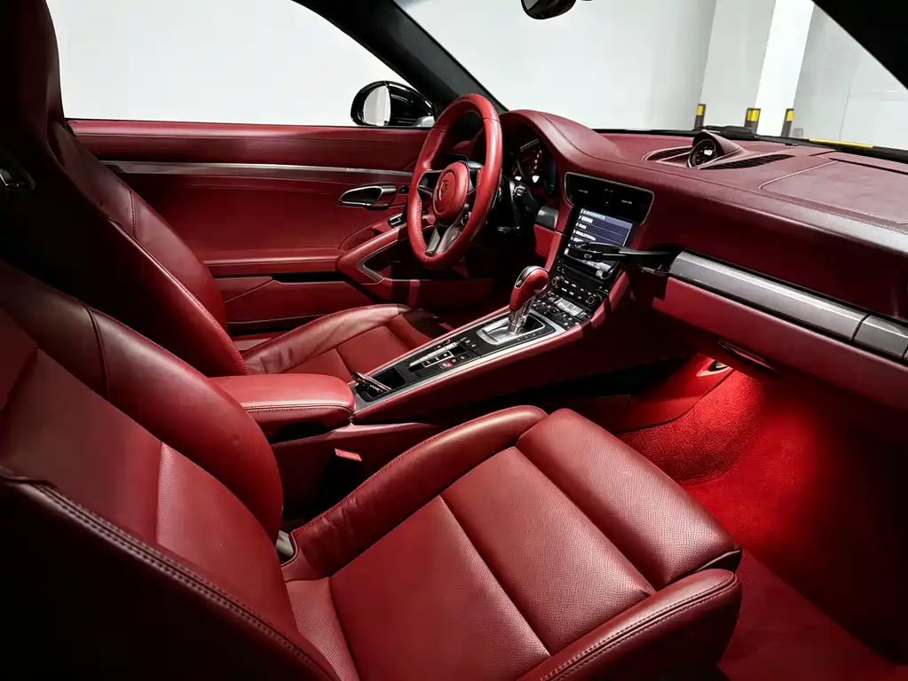 Porsche 911 2016 Carrera 3.0T