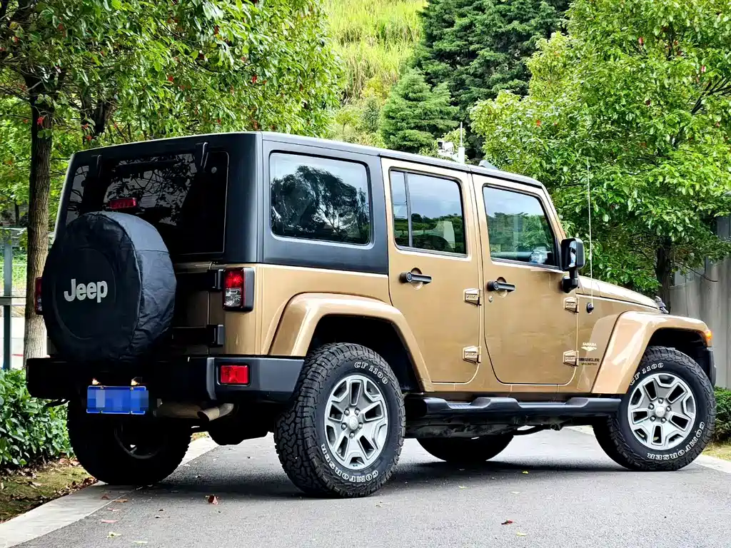 Jeep Wrangler — миниатюра 9