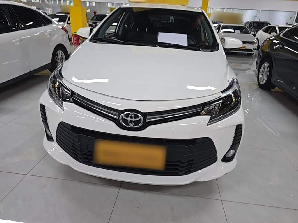 Toyota Vios 1.5 л 2023 г. Белый, пробег 45599 км