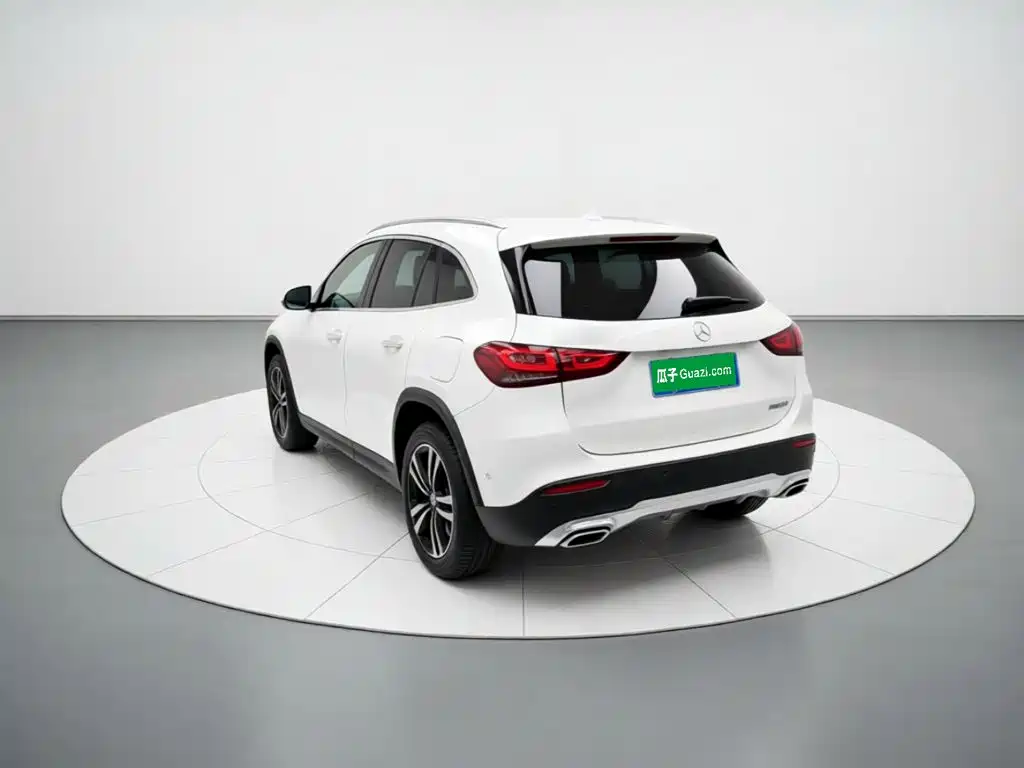 Mercedes-Benz GLA — миниатюра 4