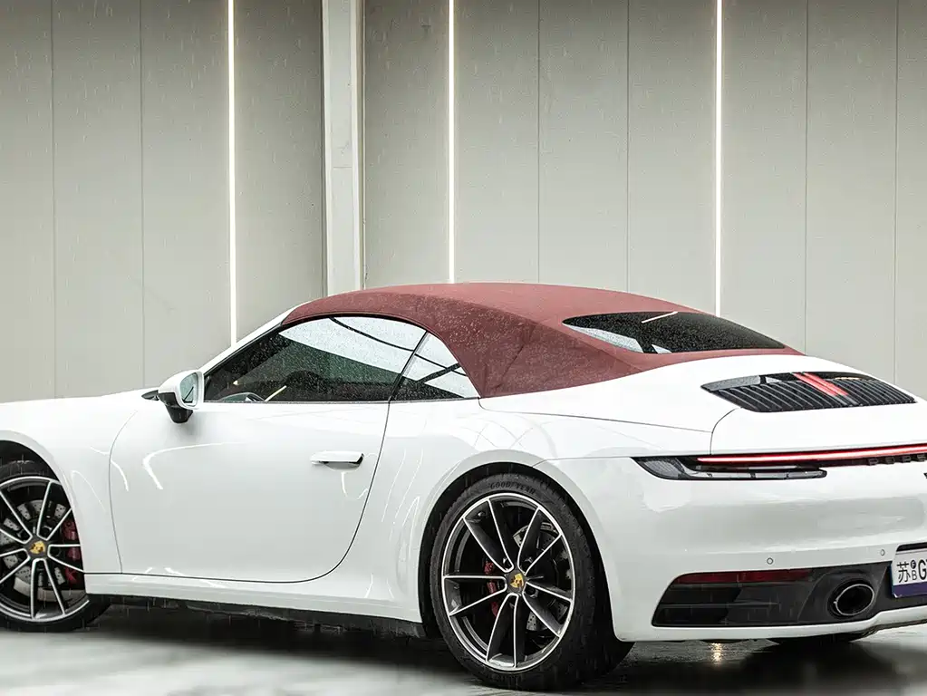 Porsche 911 2022 Carrera Cabriolet 3.0T