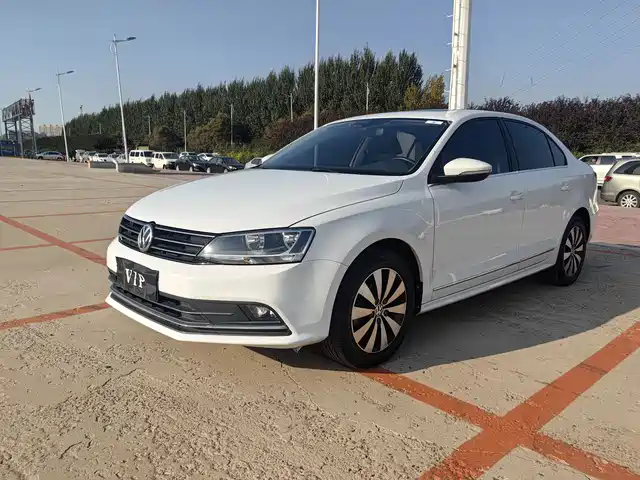 VOLKSWAGEN SAGITAR 2018