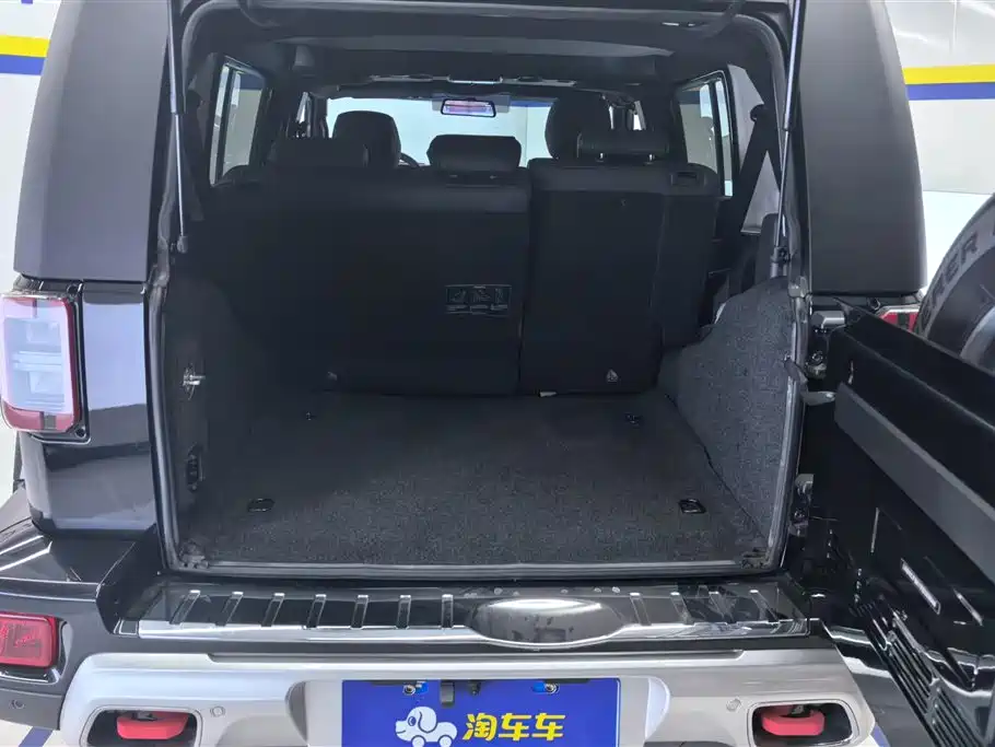 BAIC BJ40 2024 2.0T