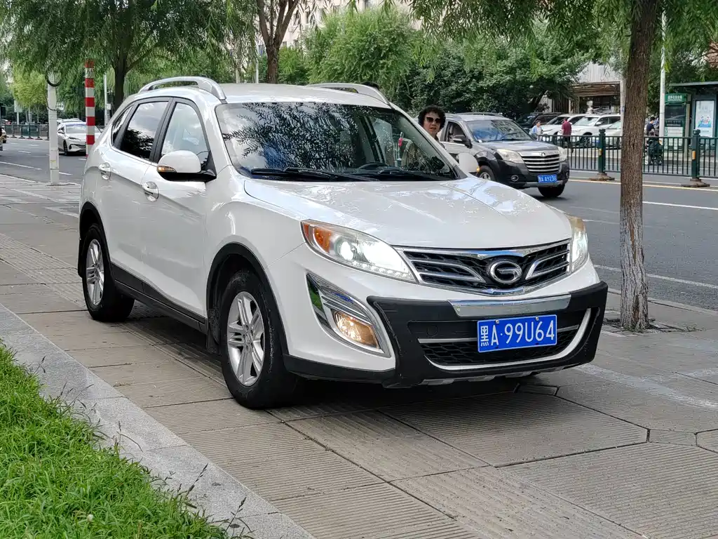 GAC Motor Trumpchi GS5