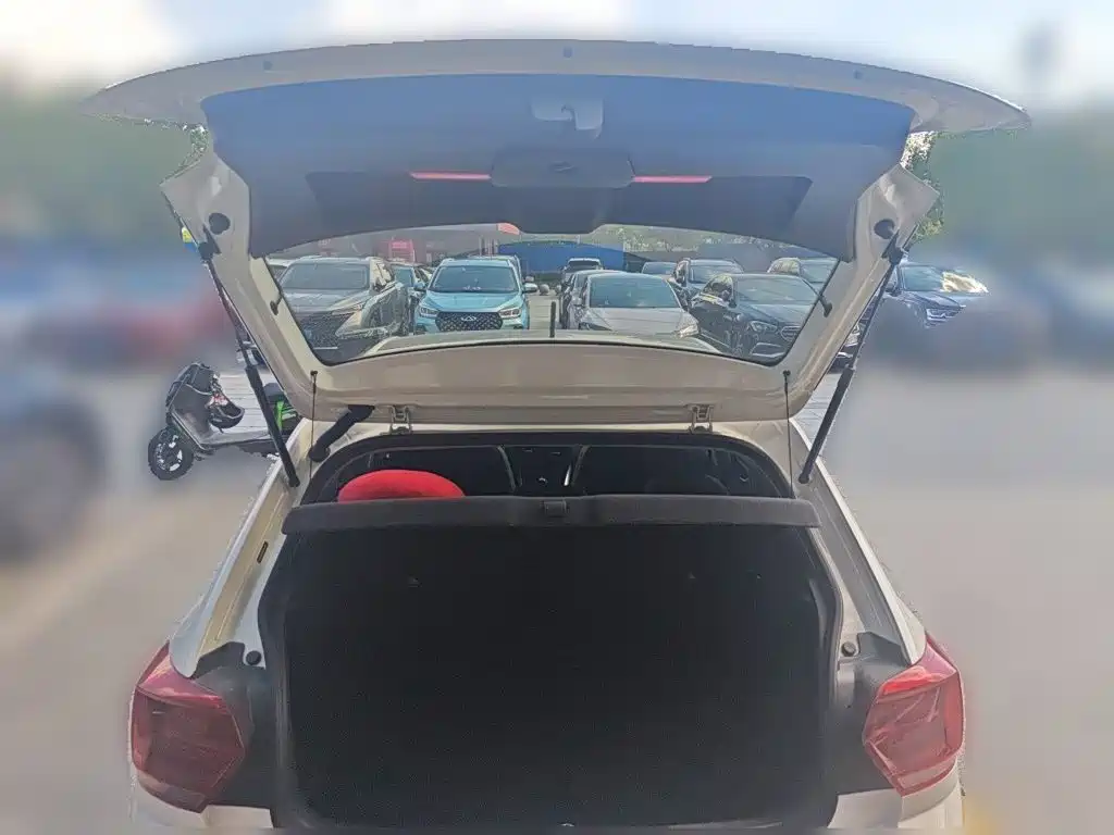 Volkswagen Polo — миниатюра 20