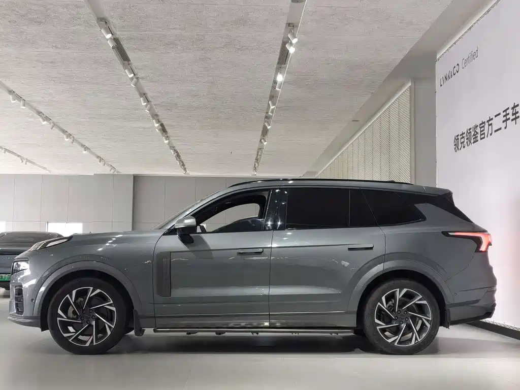 Lynk & Co 09 — миниатюра 6