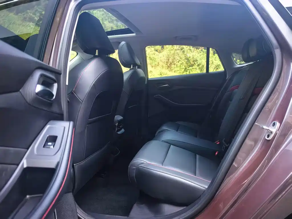 MG 5 2022 180DVVT CVT Luxury