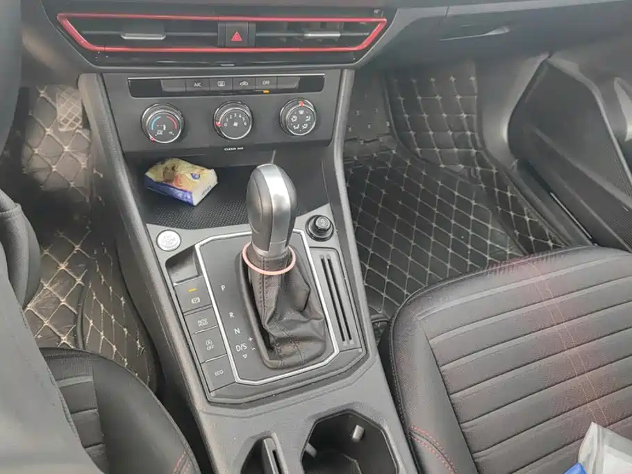 Volkswagen Lavida — миниатюра 16