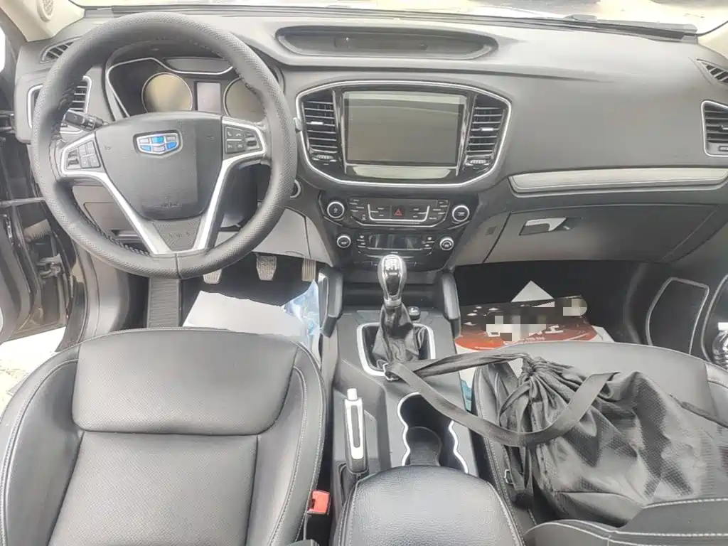 Geely Vision X6 — миниатюра 10