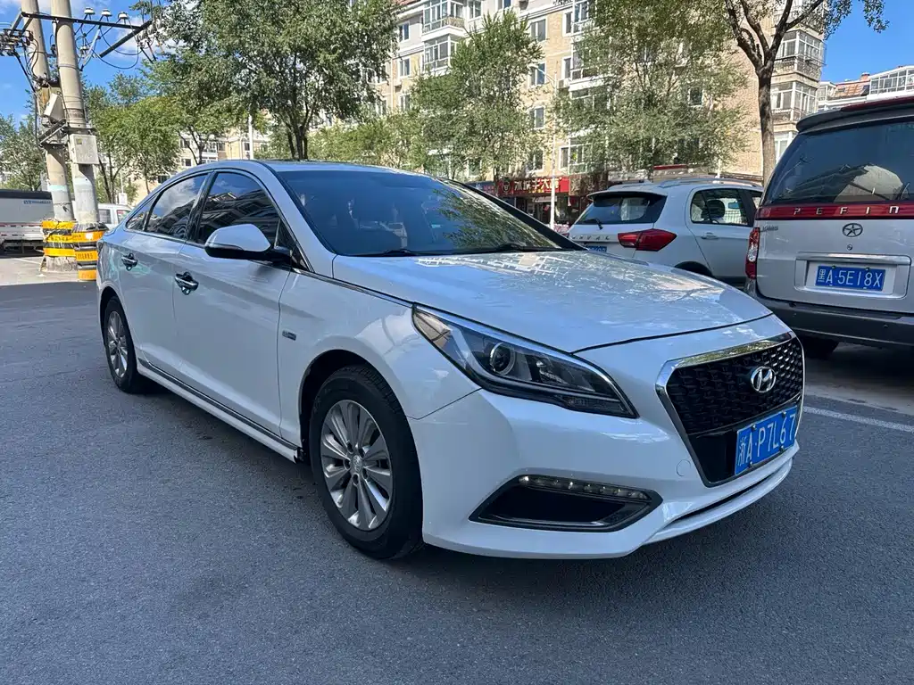 Hyundai Sonata — миниатюра 3