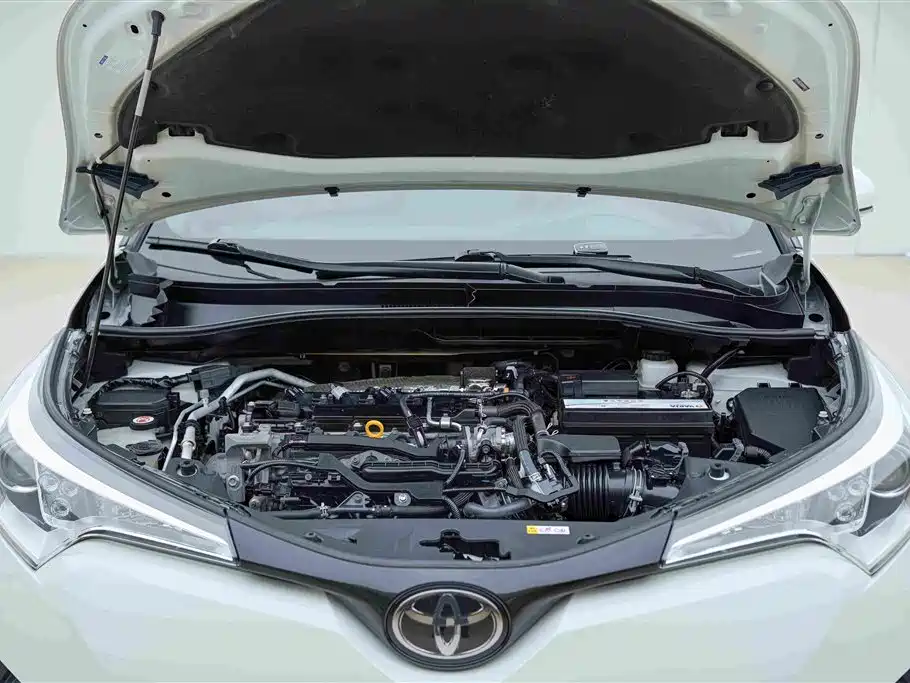 Toyota C-HR 2018 2.0L Lead VI