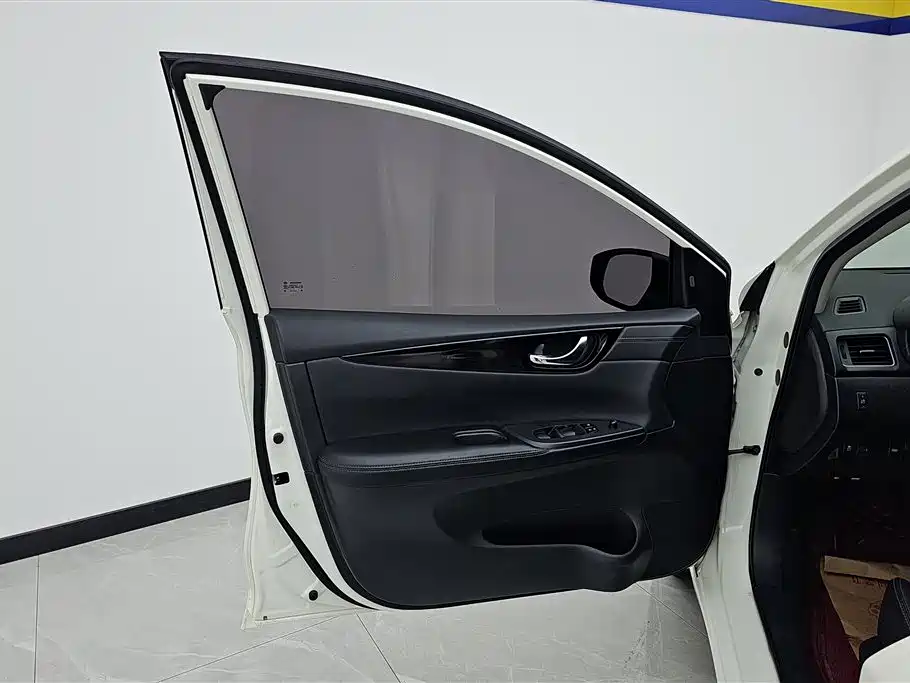 Nissan Tiida 2019 1.6L CVT VI