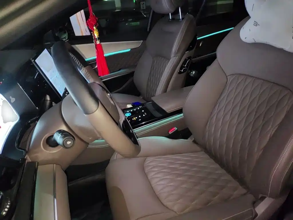 BYD Han — миниатюра 8