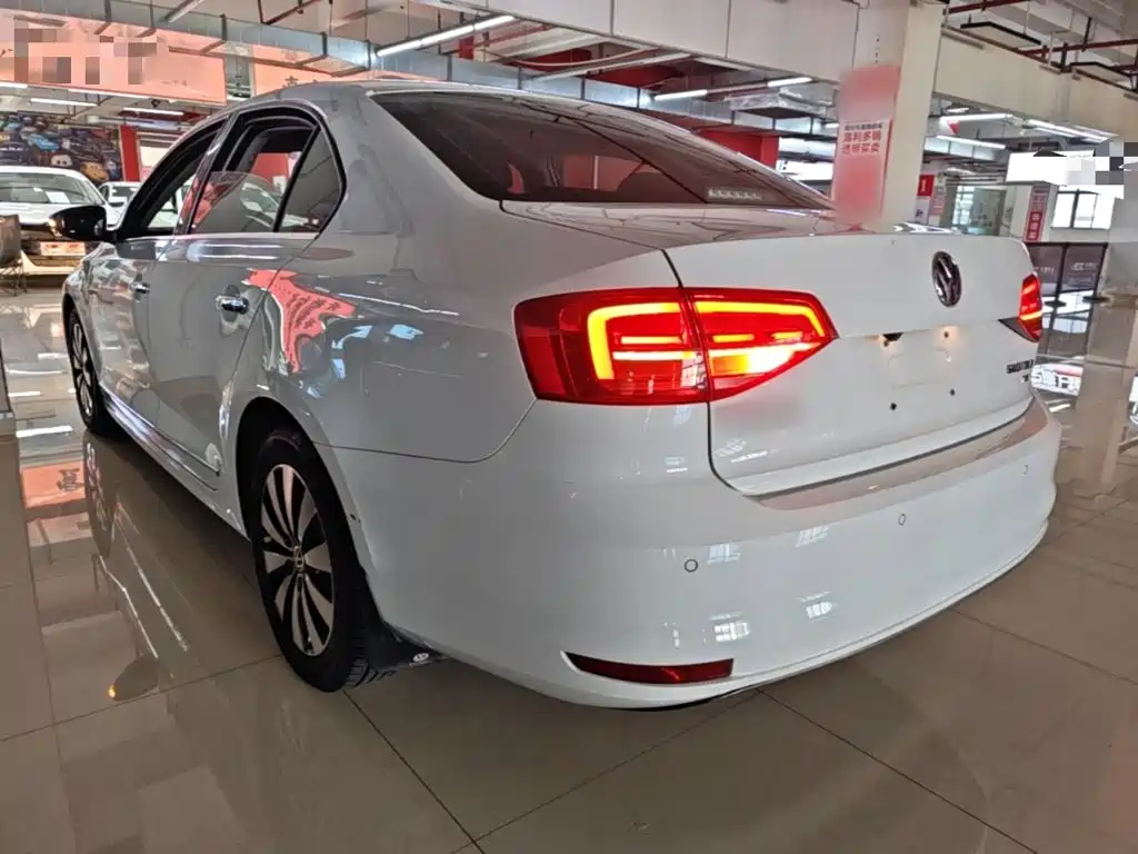Volkswagen Sagitar — миниатюра 5