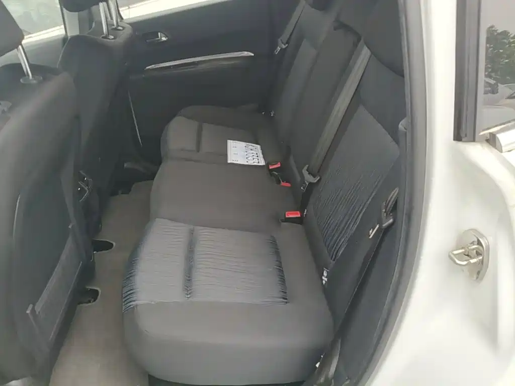Peugeot 3008 — миниатюра 17