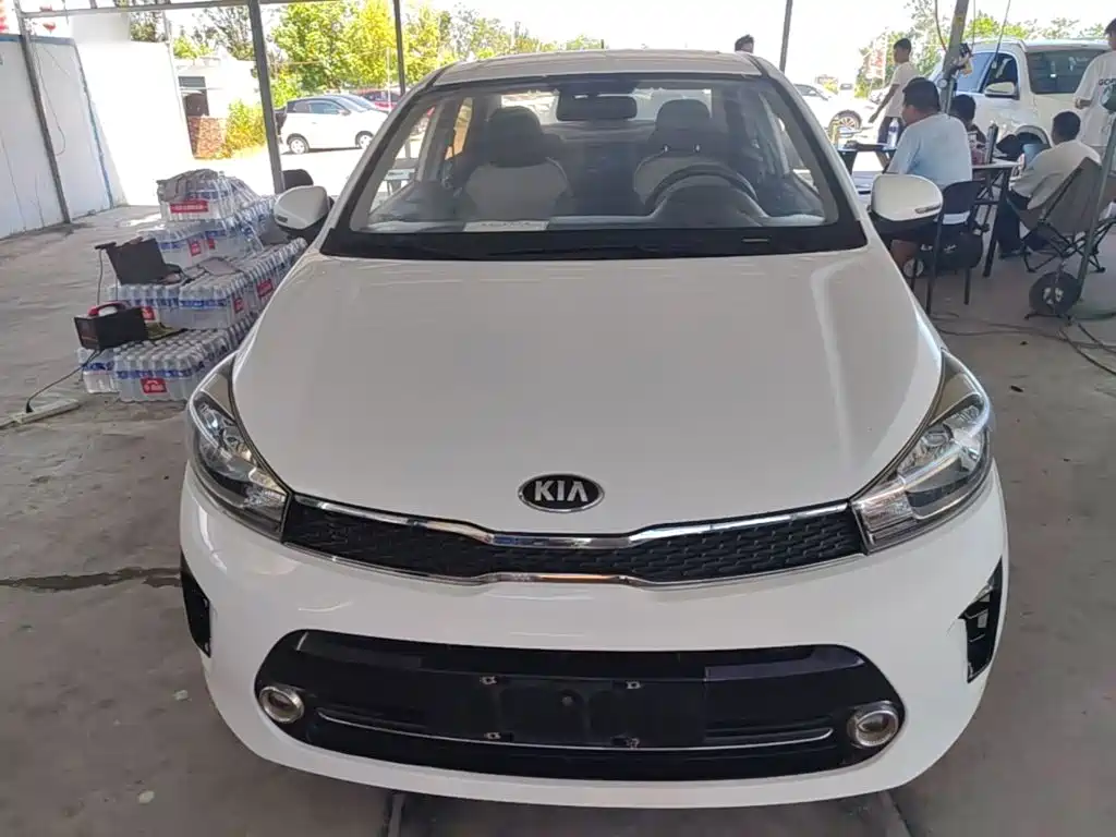 Kia Huanchi — миниатюра 3