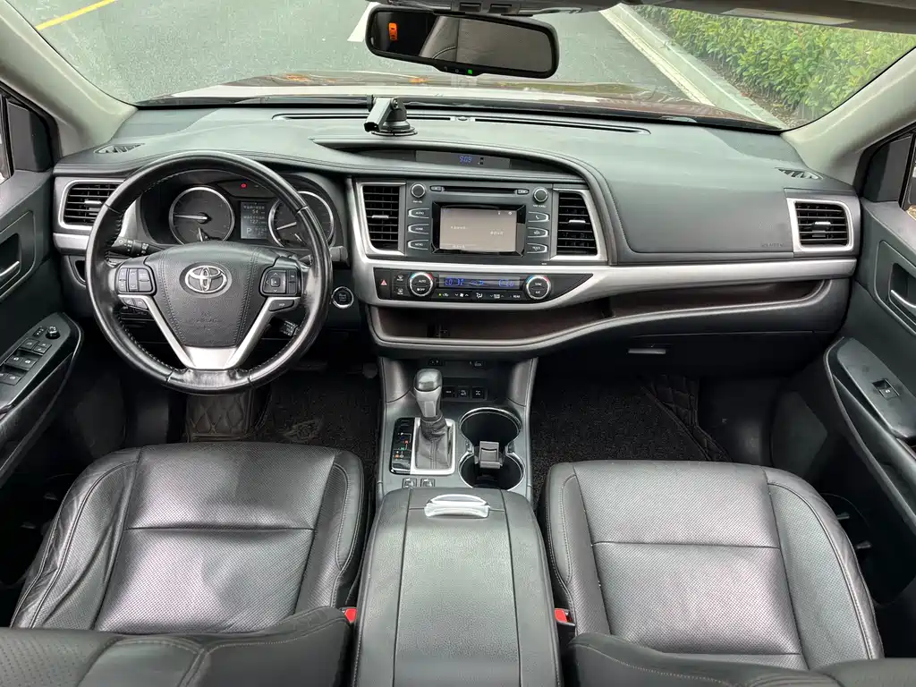 Toyota Highlander — миниатюра 15