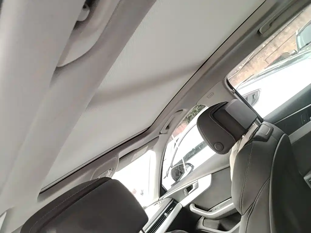 Audi A4L — миниатюра 18