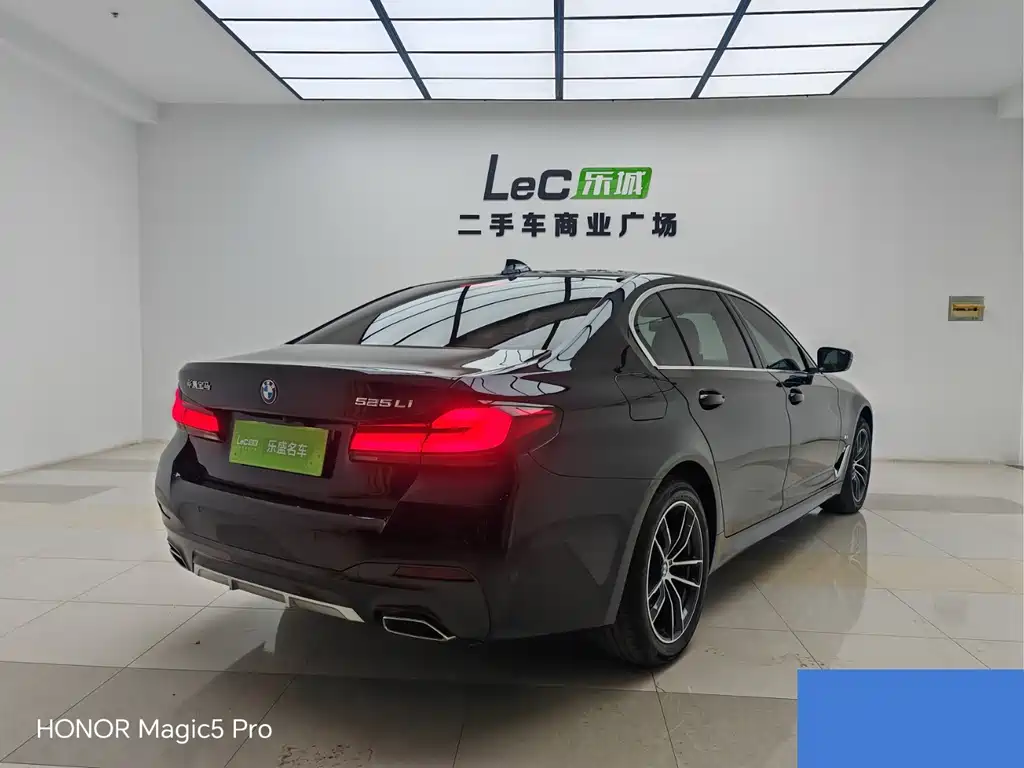 BMW 5 Series 5 2022 525Li M Sport