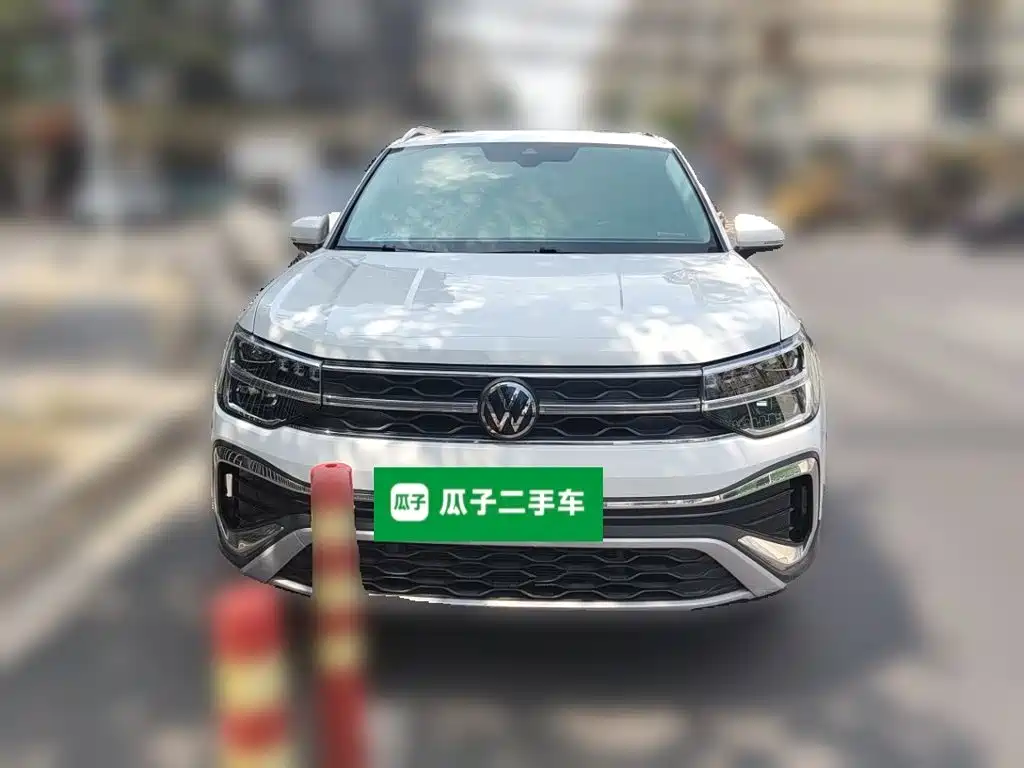 Volkswagen Tharu — миниатюра 2