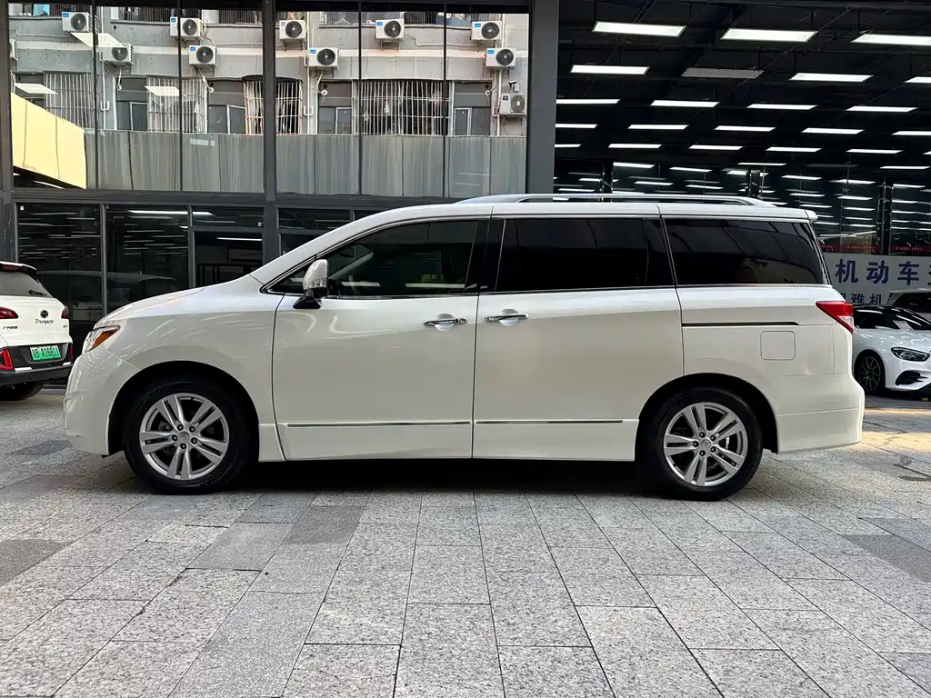 Nissan Quest — миниатюра 16