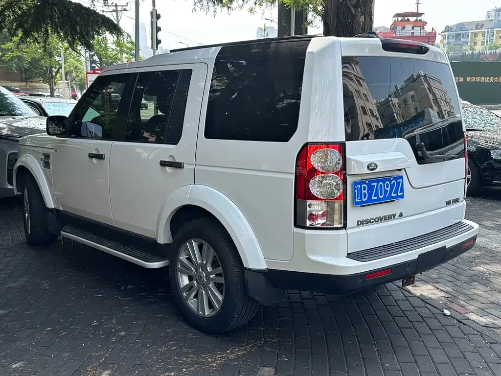 Land Rover Discovery 5.0 V8 HSE, фото 4