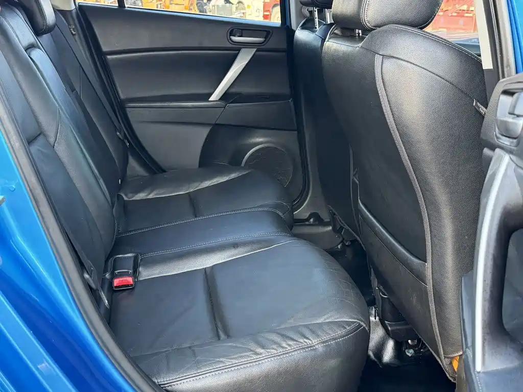 Mazda 3 Xingcheng — миниатюра 16