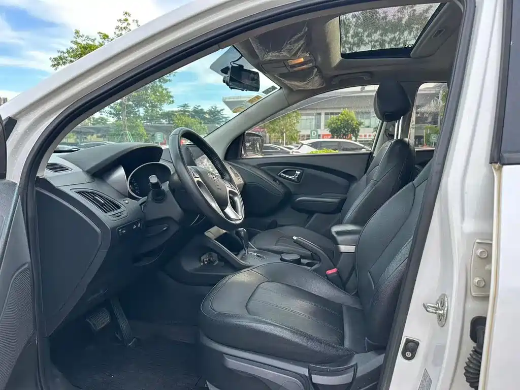Hyundai ix35 — миниатюра 9