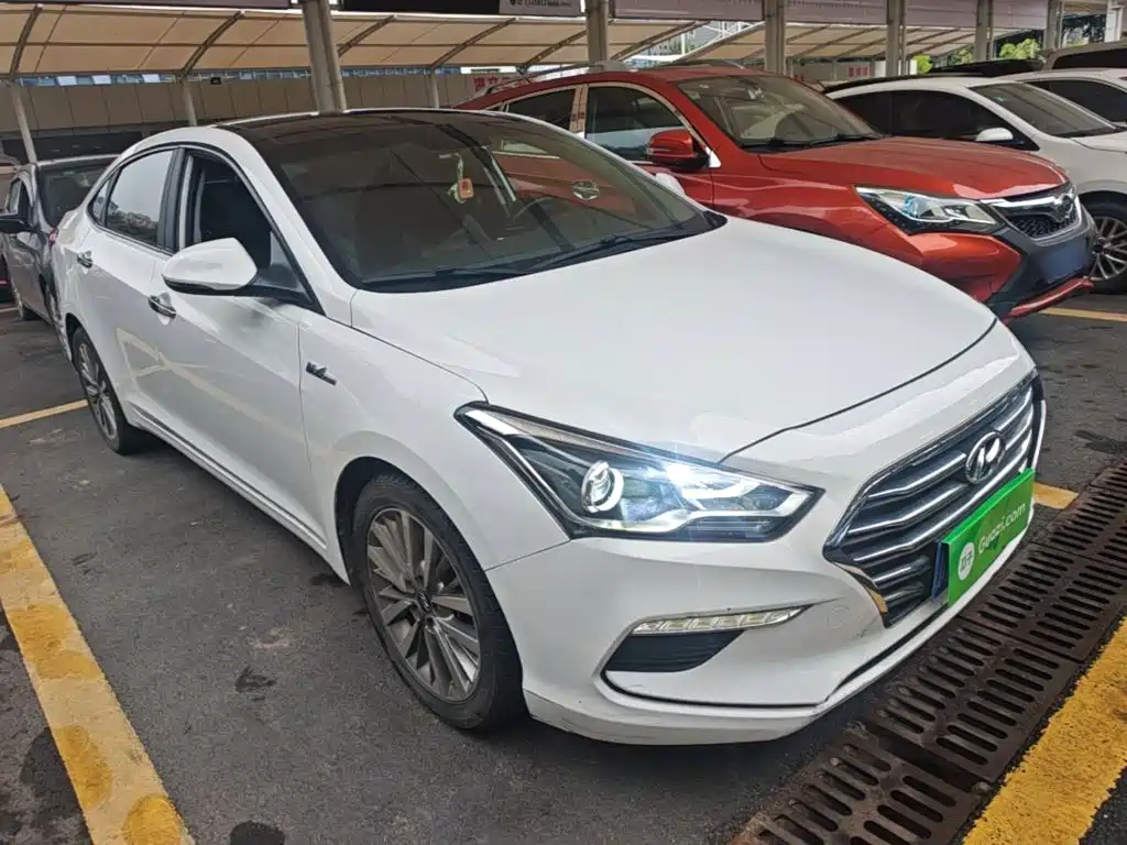 Hyundai Mistra — миниатюра 4