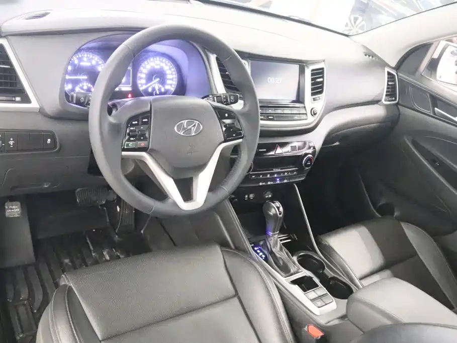 Hyundai Tucson — миниатюра 10