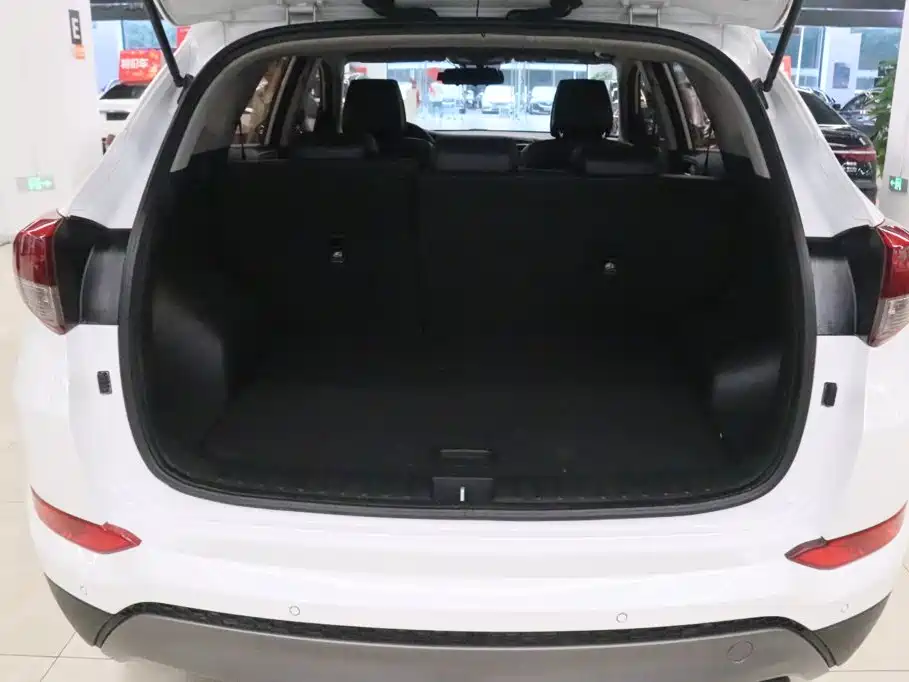 Hyundai Tucson — миниатюра 17