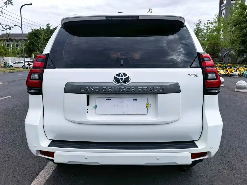 Toyota Prado — миниатюра 6